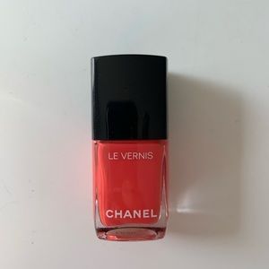 Chanel Nail Polish in Turban Pink